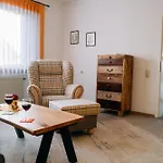 Altensteinblick Apartamento *